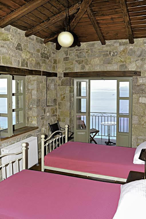 Diotima Homes Kalamata Exterior photo